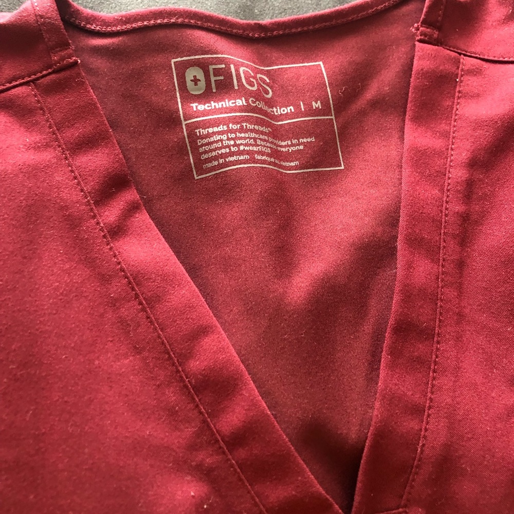 Excellent condition figs joggers  scrubs, navy Blue and Wine/burgundy.